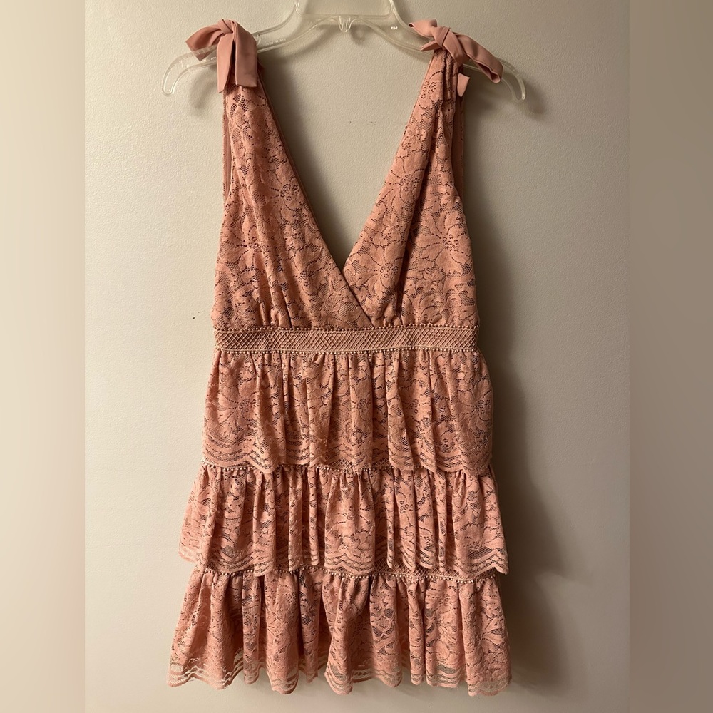 Pink Bordot dress size 6 worn once.